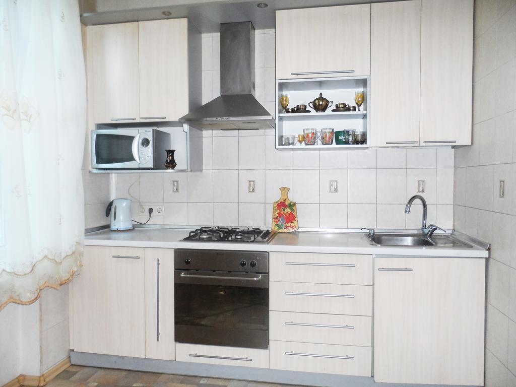 Apartment On Skorykovskyi Lane 4 Dnipro Exterior foto